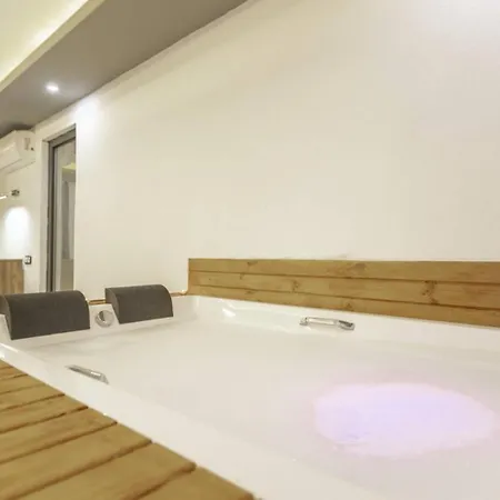 Islamlar Village 1 Bedroom 1613 *
